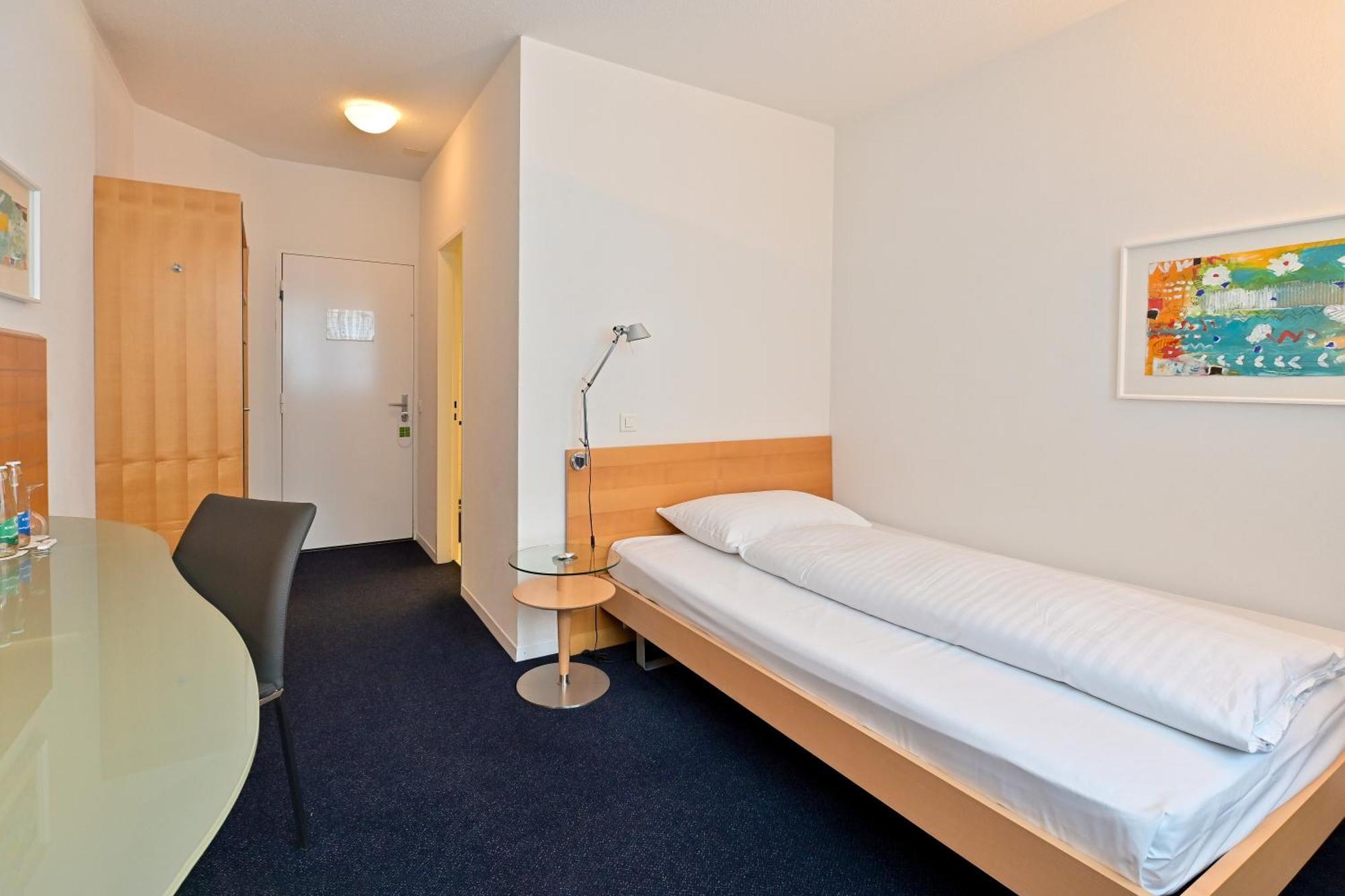 Hotel ツォフィンゲン エクステリア 写真