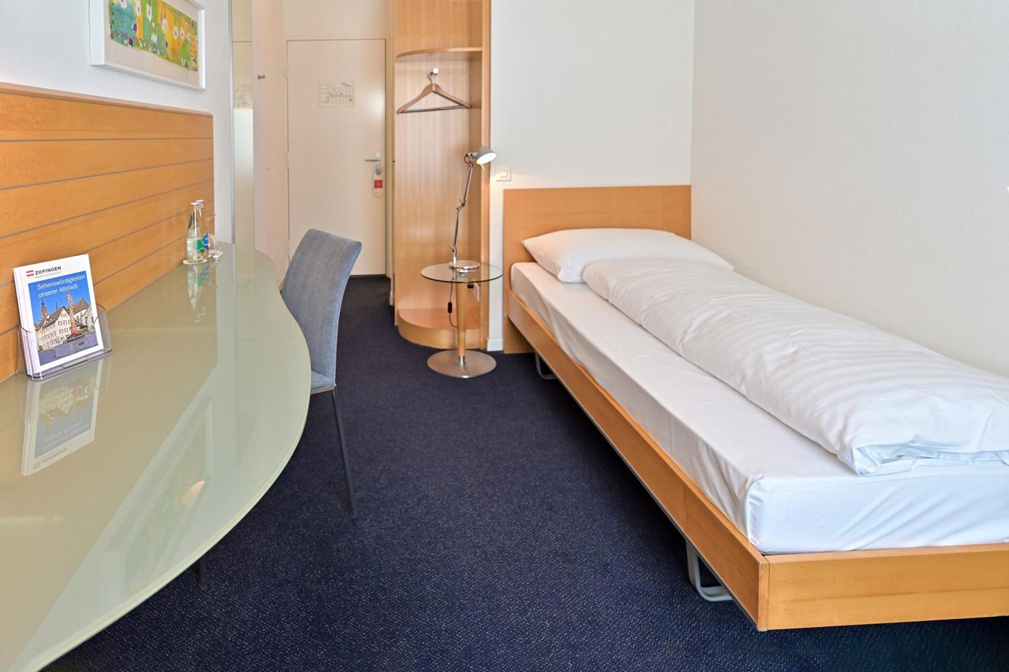 Hotel ツォフィンゲン エクステリア 写真