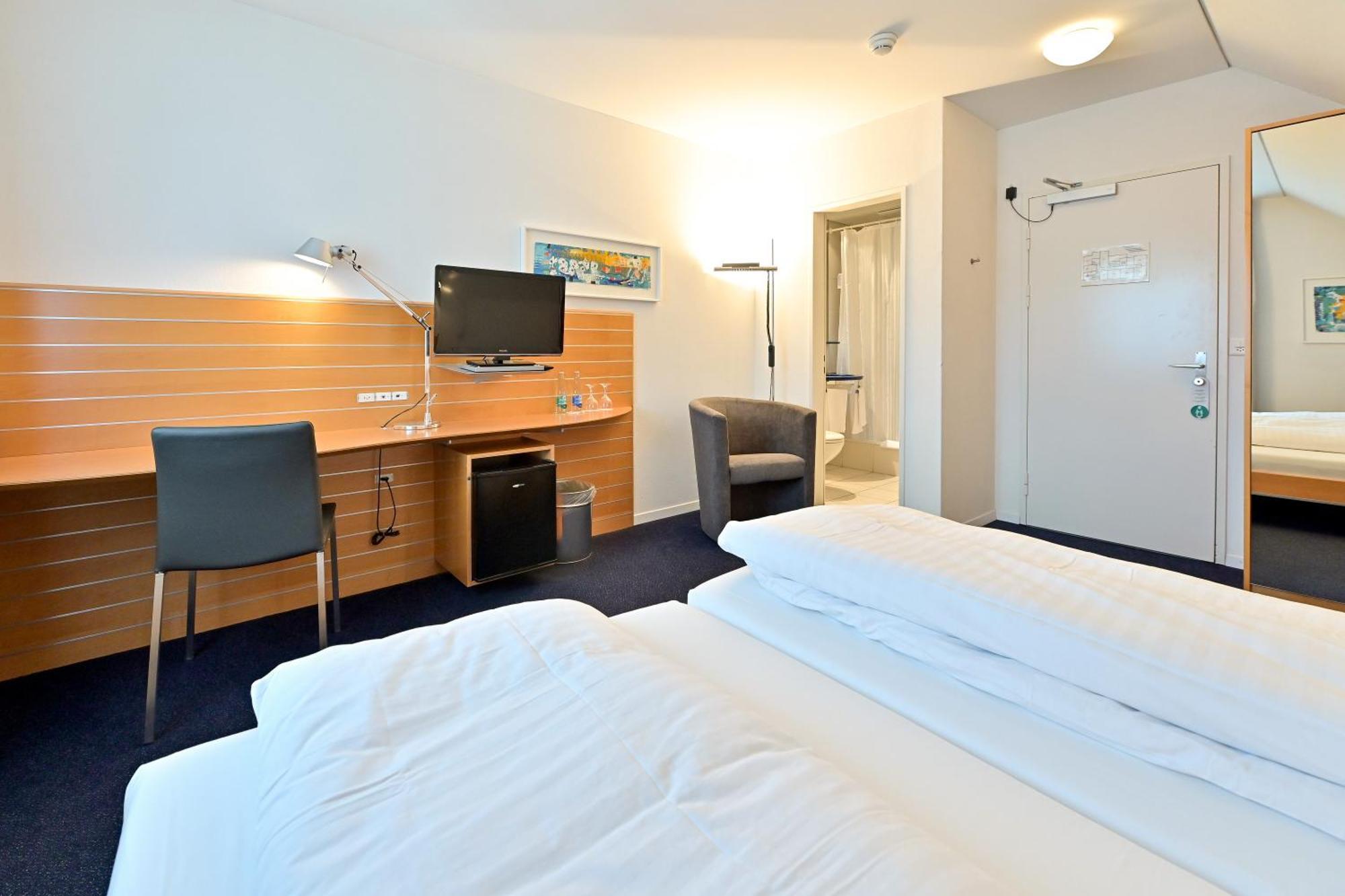 Hotel ツォフィンゲン エクステリア 写真